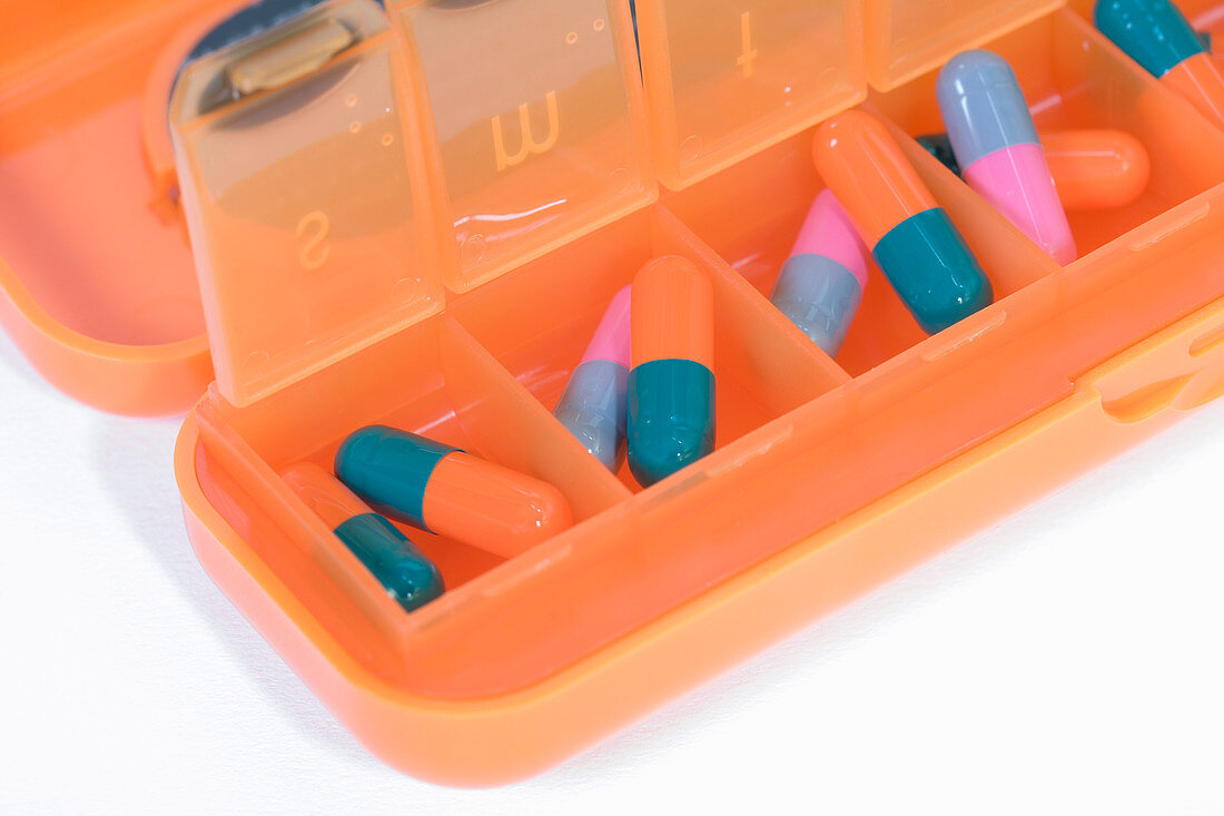 Pill Organizer with capsules