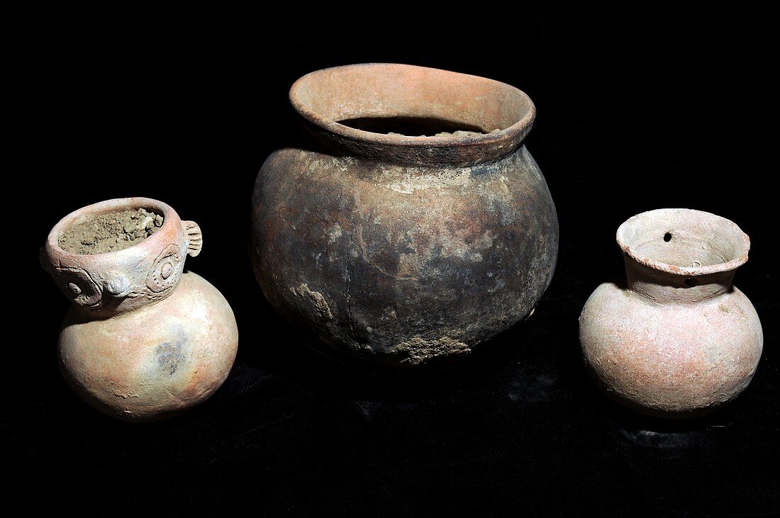 Ancient Peruvian pottery