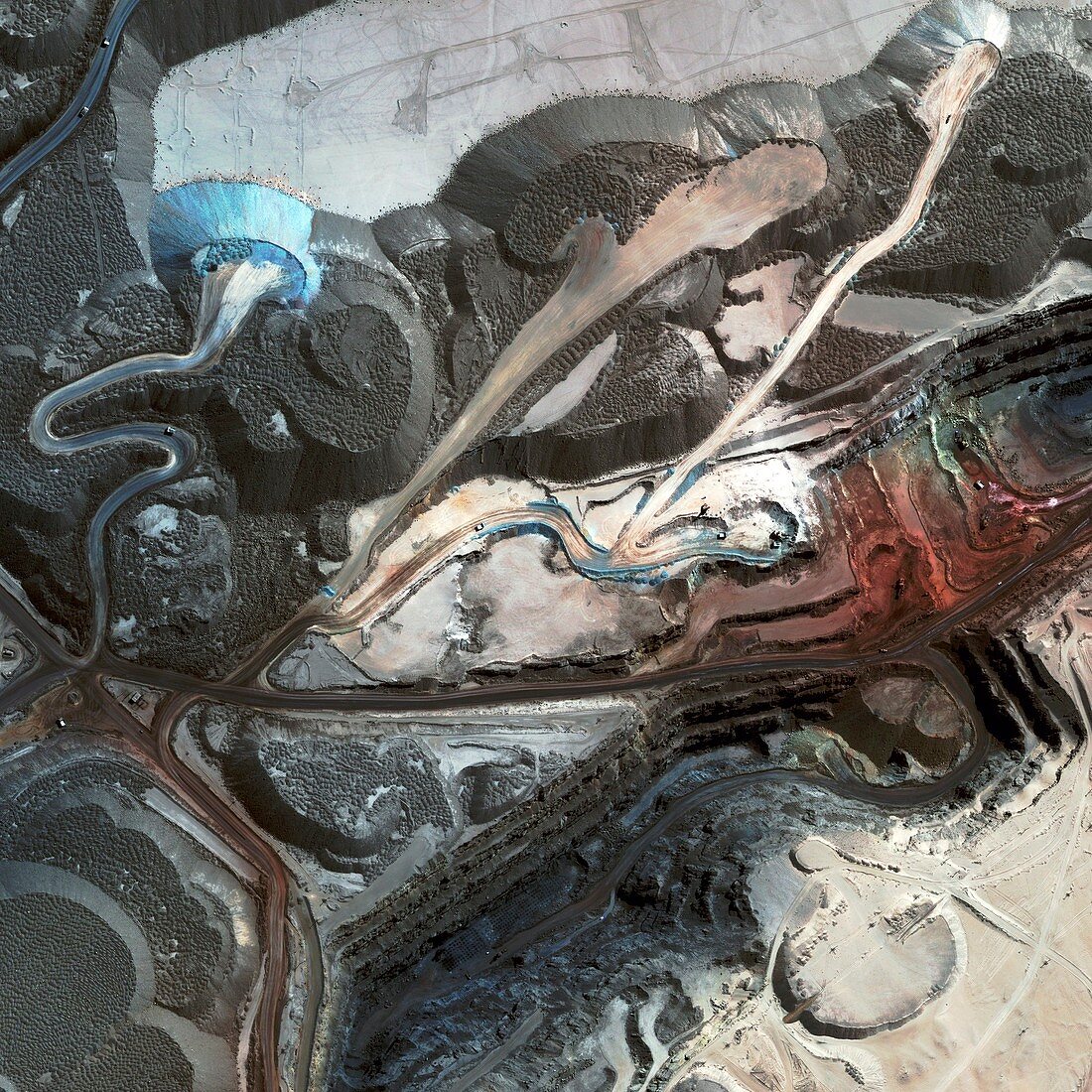 Peruvian iron mine,satellite image