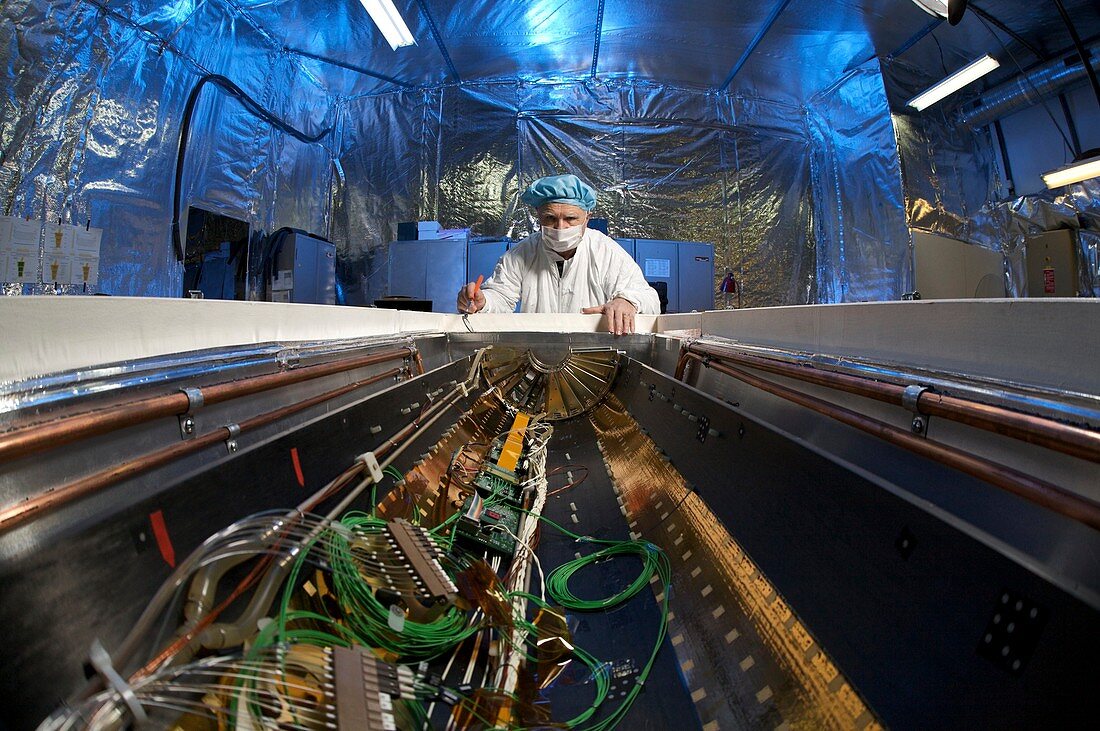 CMS pixel detector,CERN