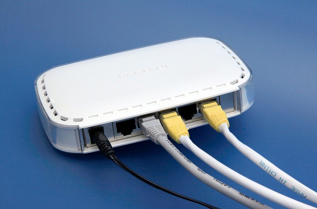 Wireless broadband router