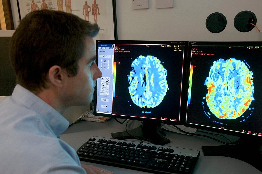 Brain CT scanning