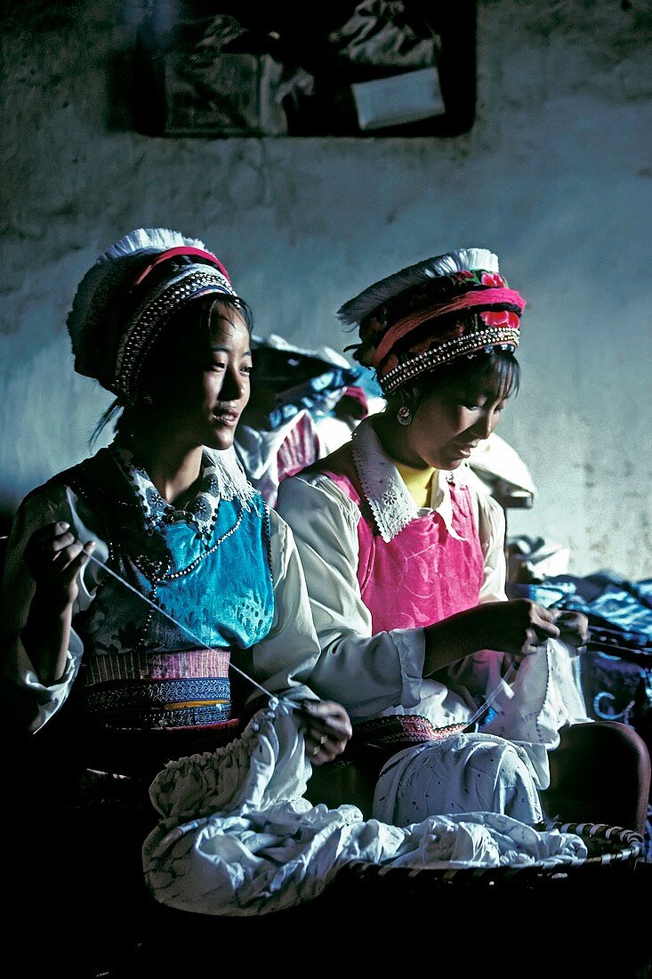 Bai textile production,China