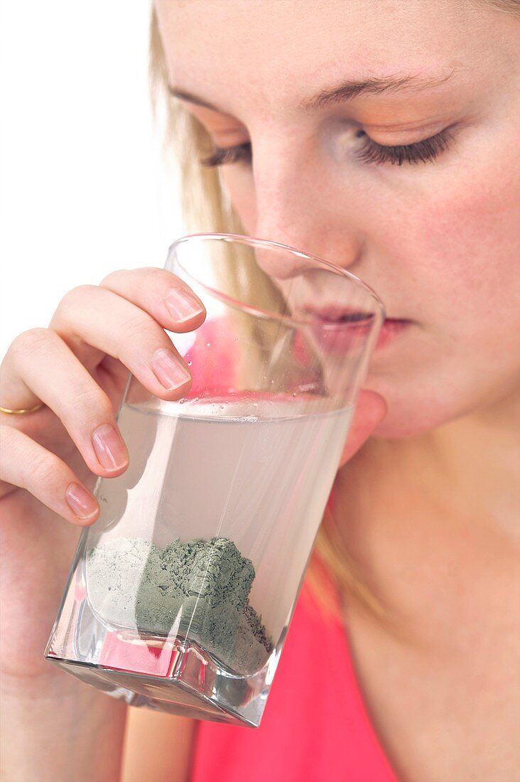 Drinking green clay remedy