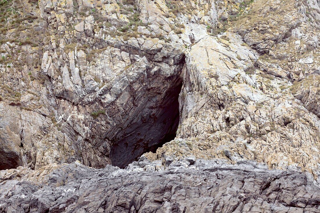 Paviland Cave,Stone Age burial site
