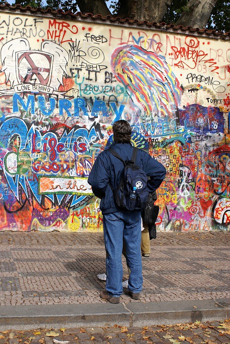Lennon Wall,Prague