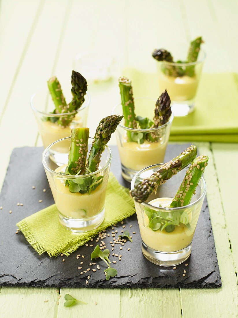 Green asparagus with roasted sesame seeds served with lemon Hollandaise sauce