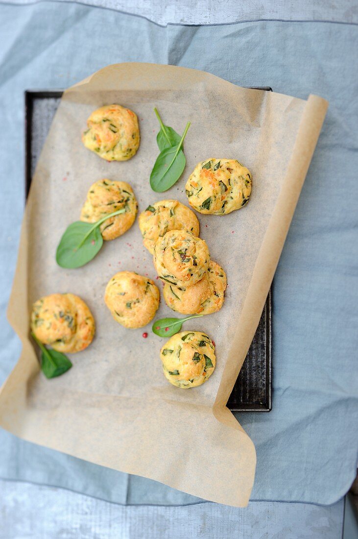 Salmon and spinach gougeres