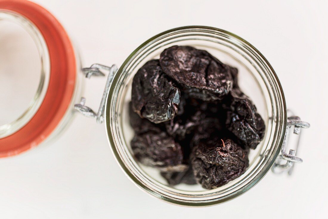 A jar of prunes