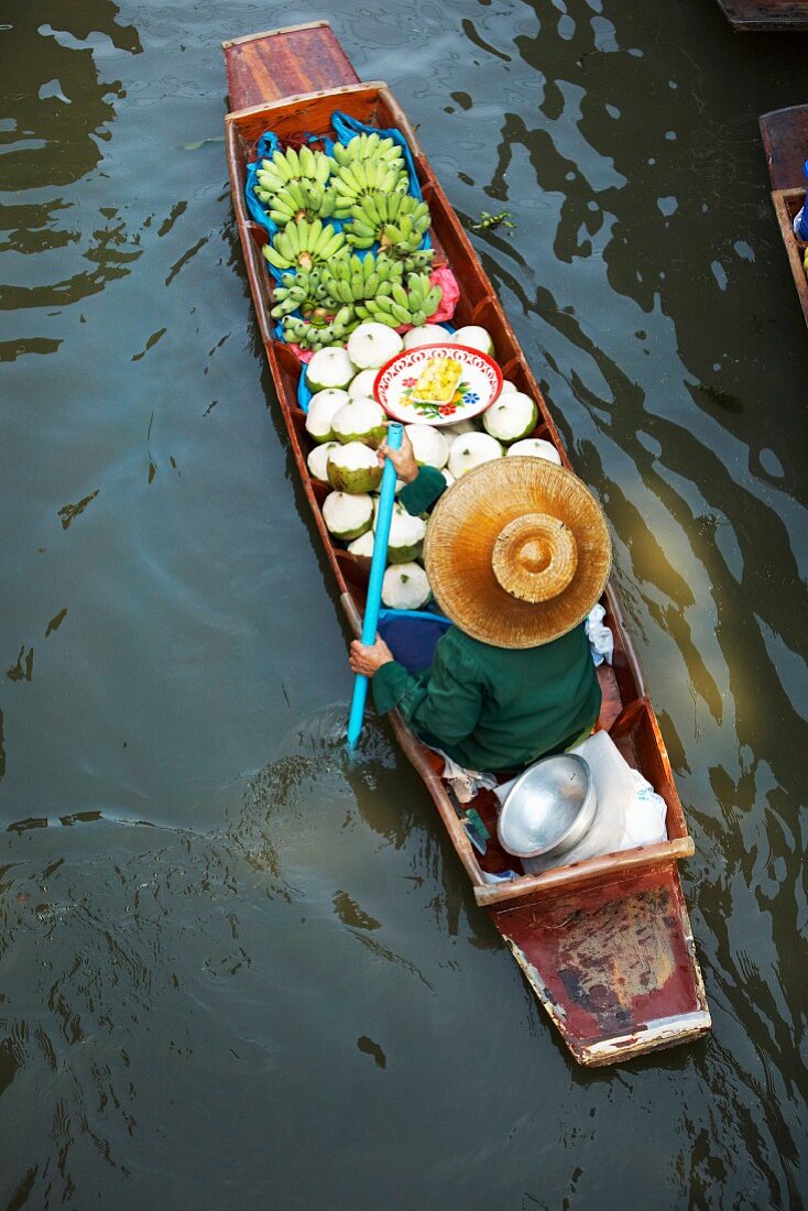A floating market stall in Bangkok
