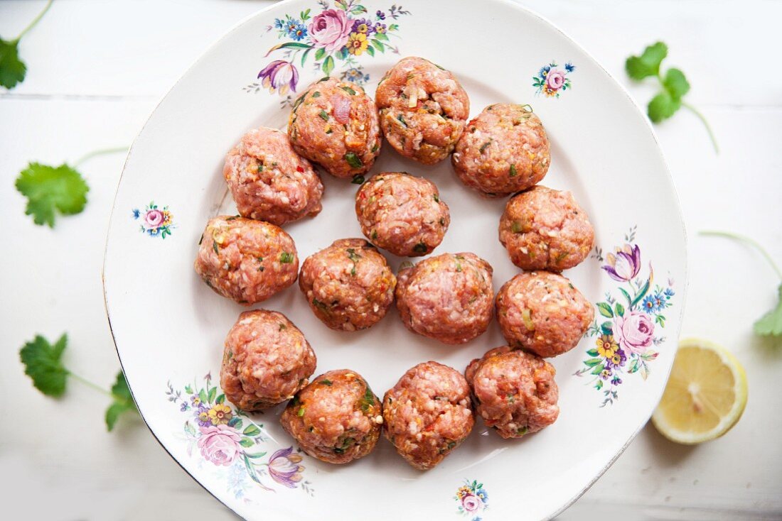 Raw lamb meatballs with Moroccan spices