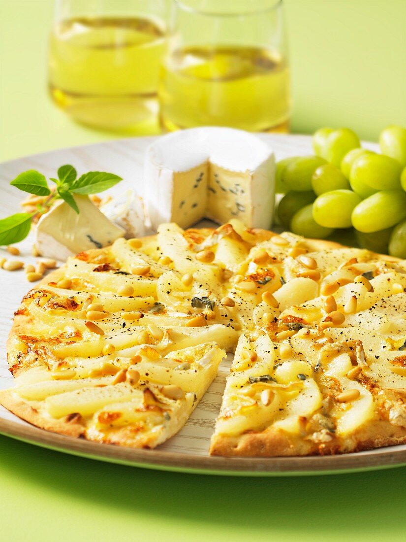 Pizza topped with pears and blue cheese