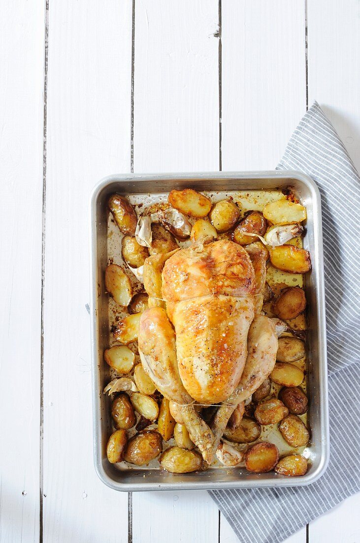 Roast chicken with potatoes