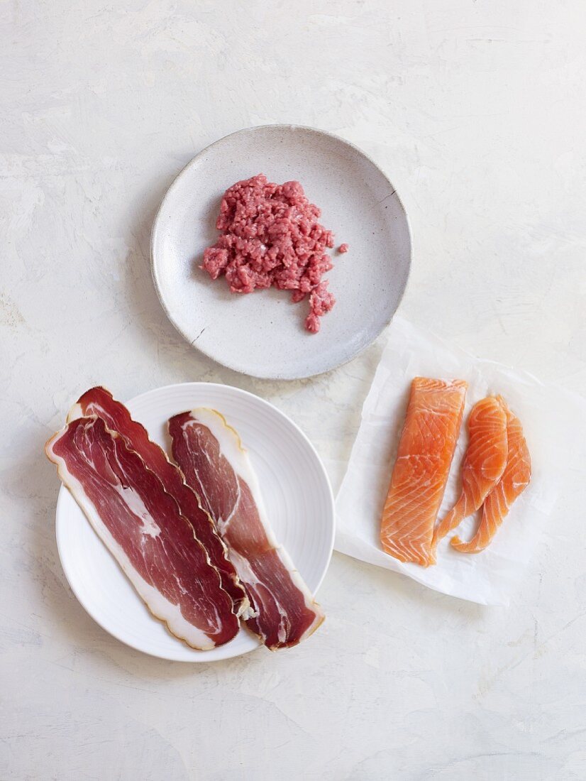 Hackfleisch, Speck & Lachs