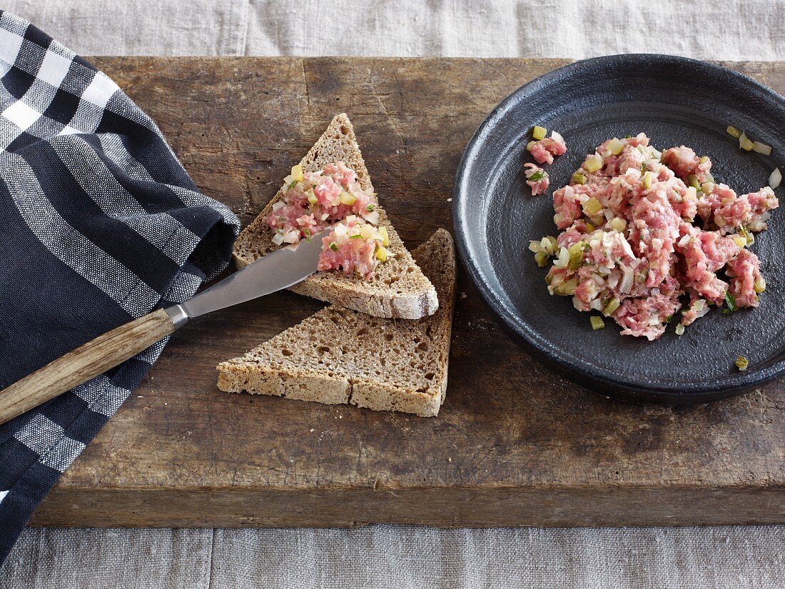 Tartar with capers as a spread