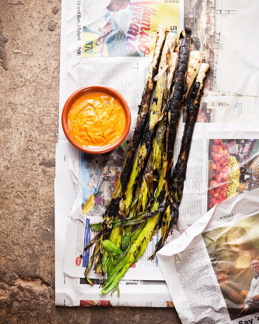Grilled leek with Romesco (spicy tomato sauce)
