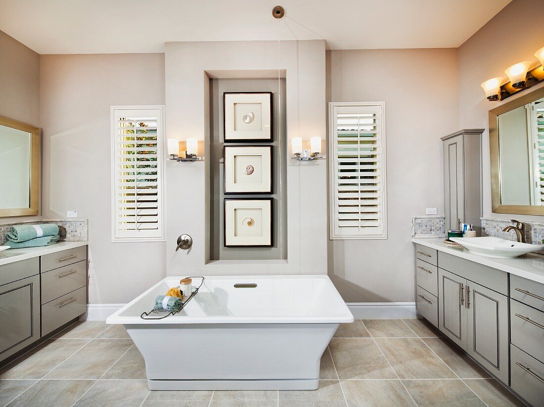 Free-standing, square bathtub in spacious bathroom; Rancho Mission Viejo; California; USA