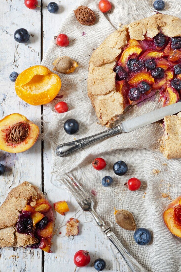 Wholemeal fruit cake