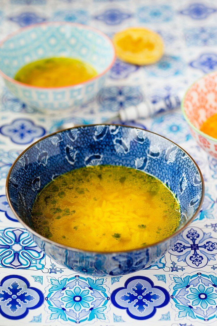 Lemon soup with basmati rice and turmeric (India)