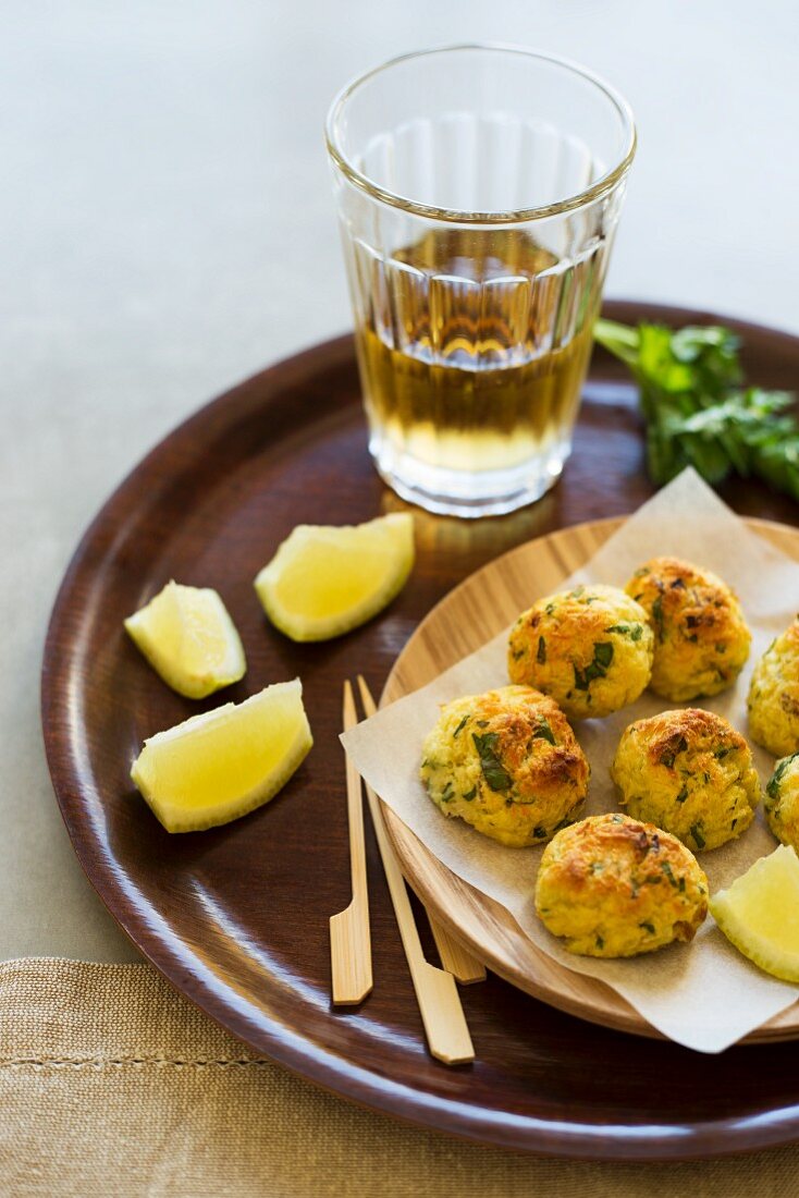 Bolinhos de Bacalhau (stockfish fritters, Portugal)