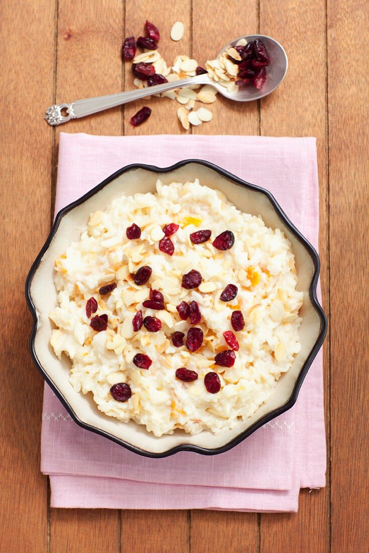 Rice pudding with dried apricots and cranberries