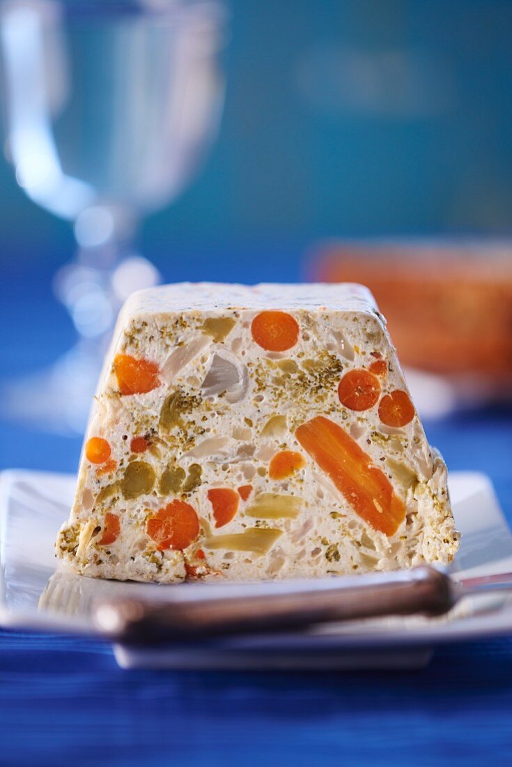 Vegetable terrine with broccoli, carrots and cauliflower