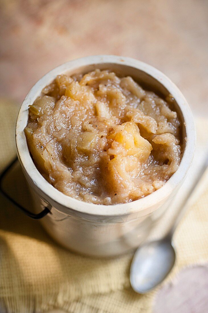 Spiced apple sauce