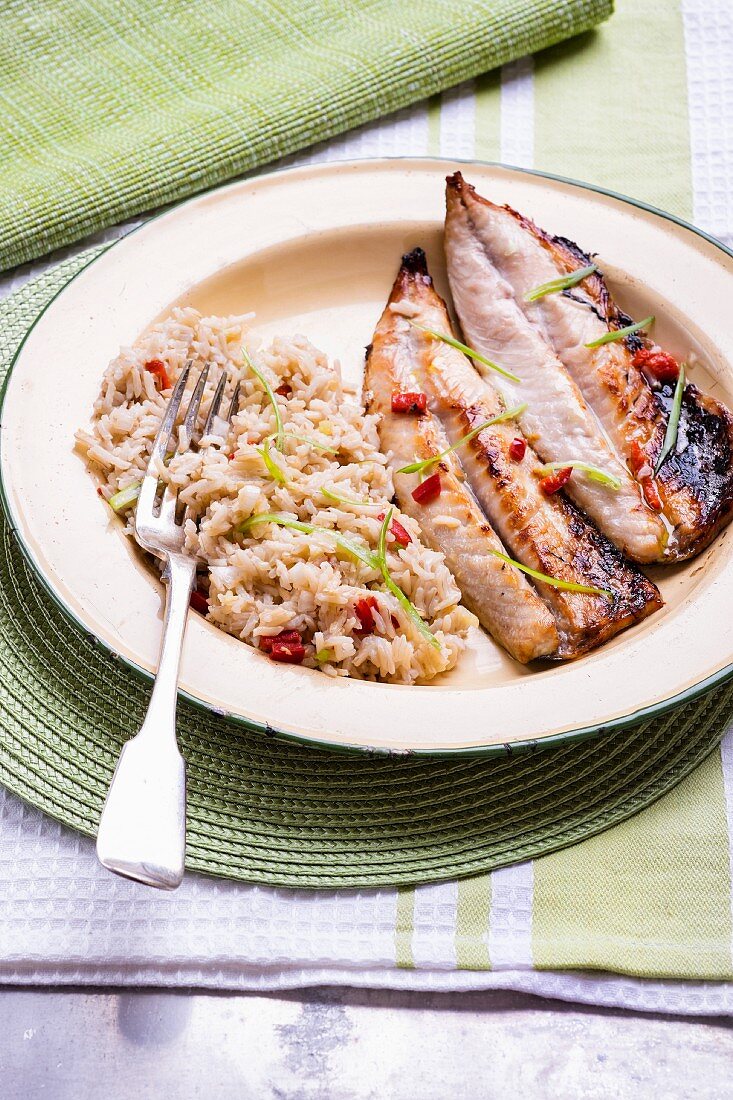 Grilled mackerel with rice