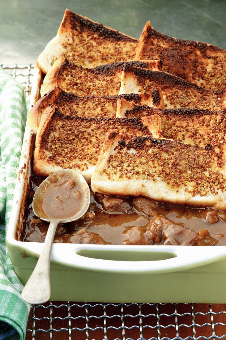 Beef and stout pie