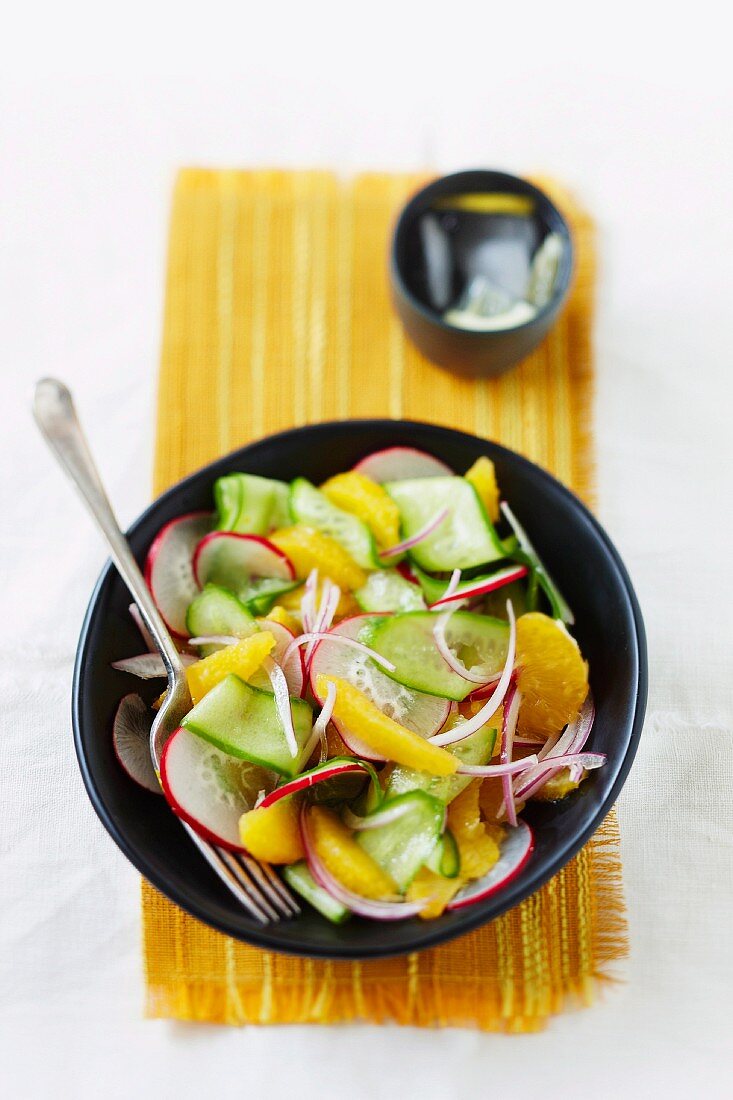 Orange-Radieschen-Salat