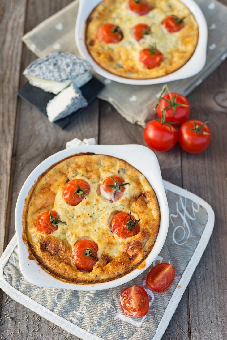 Clafouti with cherry tomatoes and goats cheese