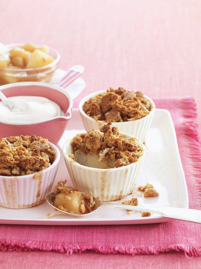 Pear crumbles