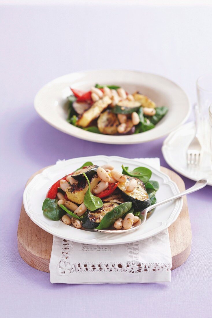 Greek-style salad with cannellini and marinated Haloumi