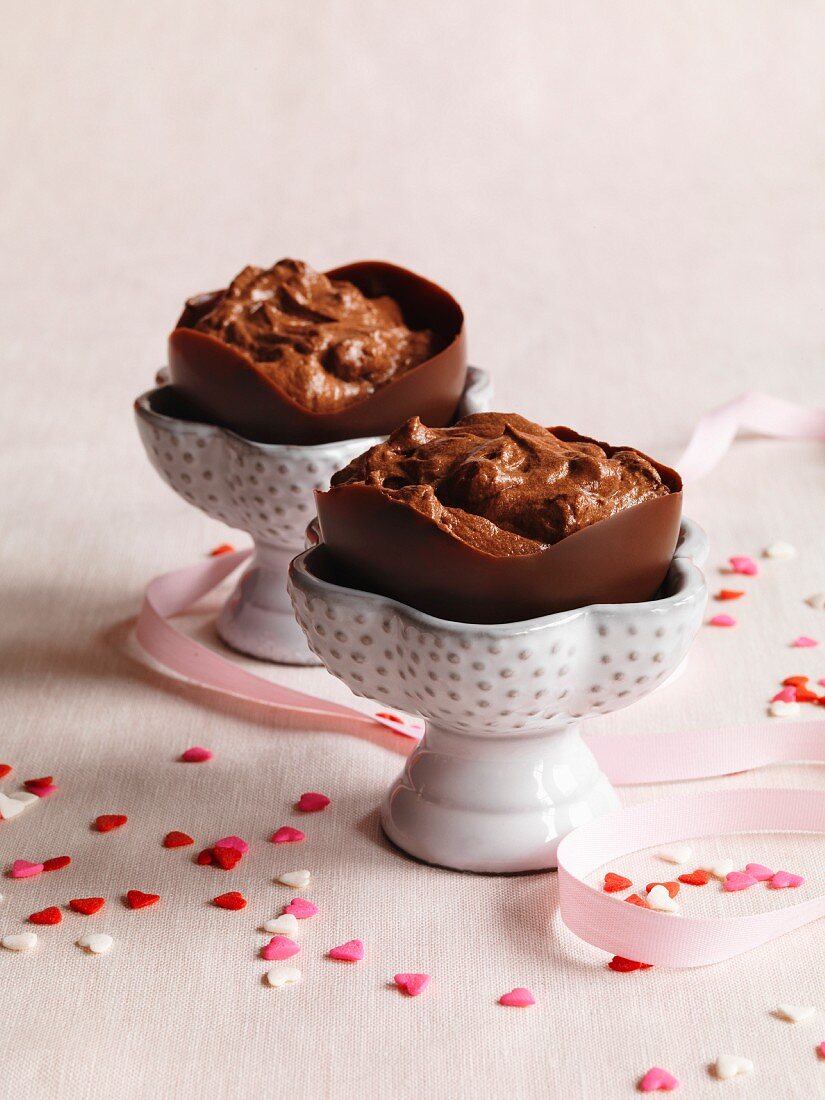 Mousse au chocolat in chocolate bowls