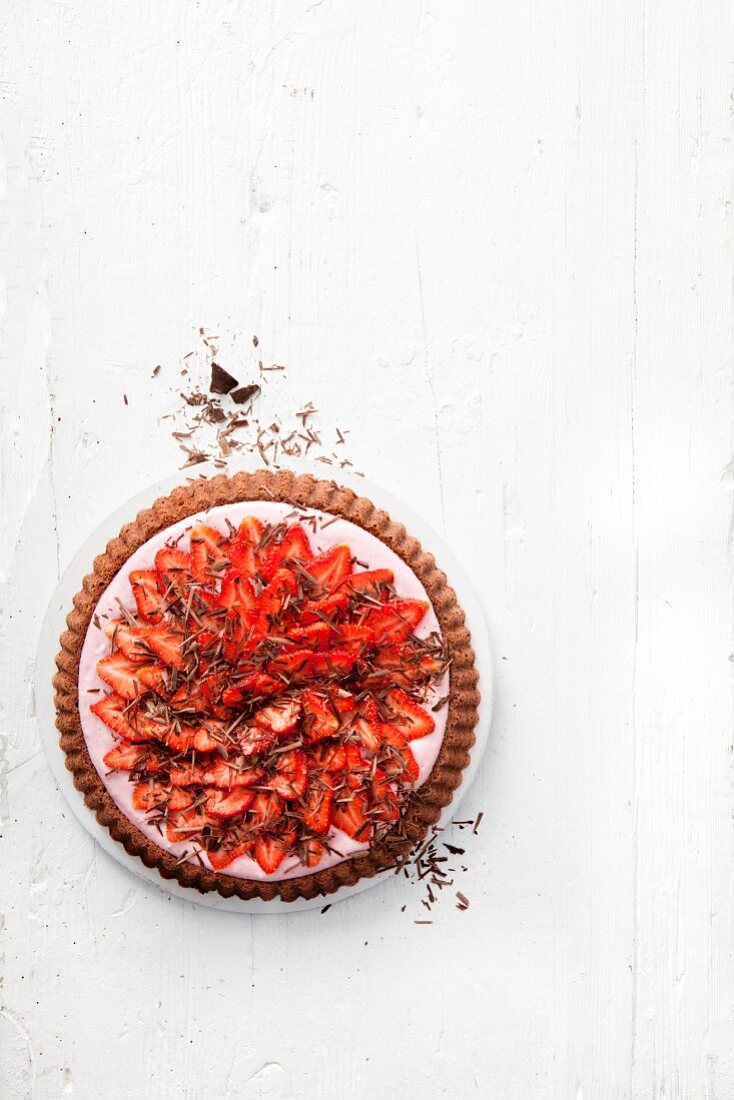 Schoko-Quarktorte mit Erdbeeren (Ausicht)