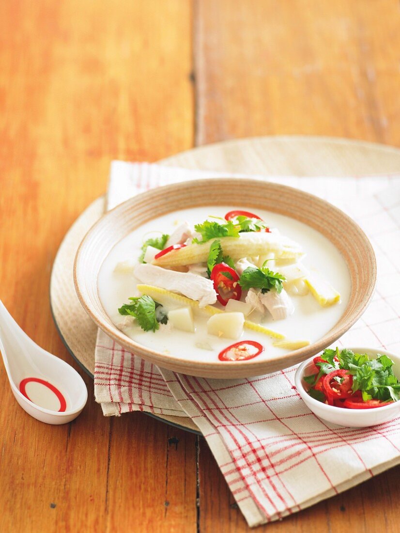 Hähnchen-Mais-Suppe