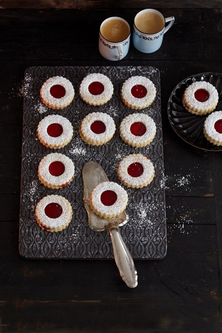 Jammy shortbread biscuits