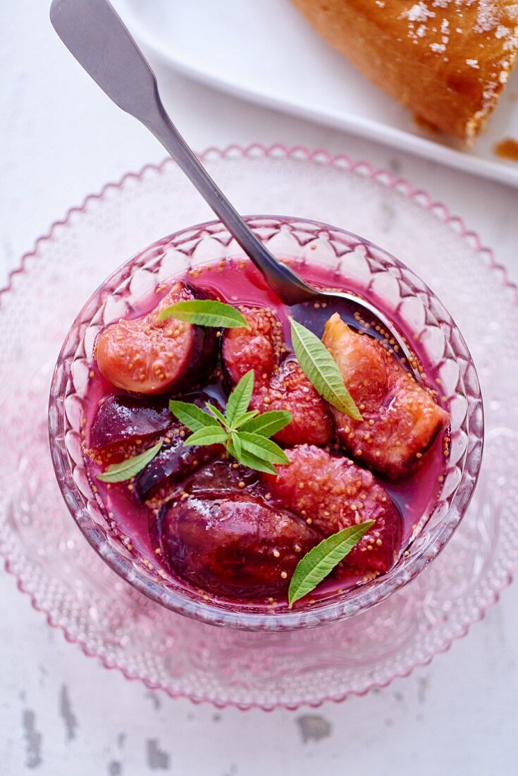Fig compote with lemon zest