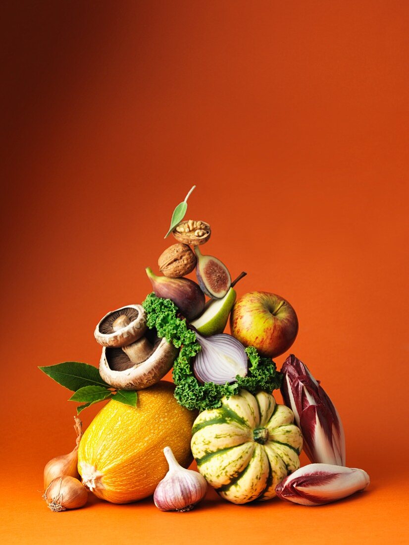 A fruit and vegetable pyramid