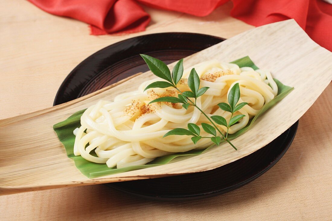 Uncooked udon noodles (Japan)