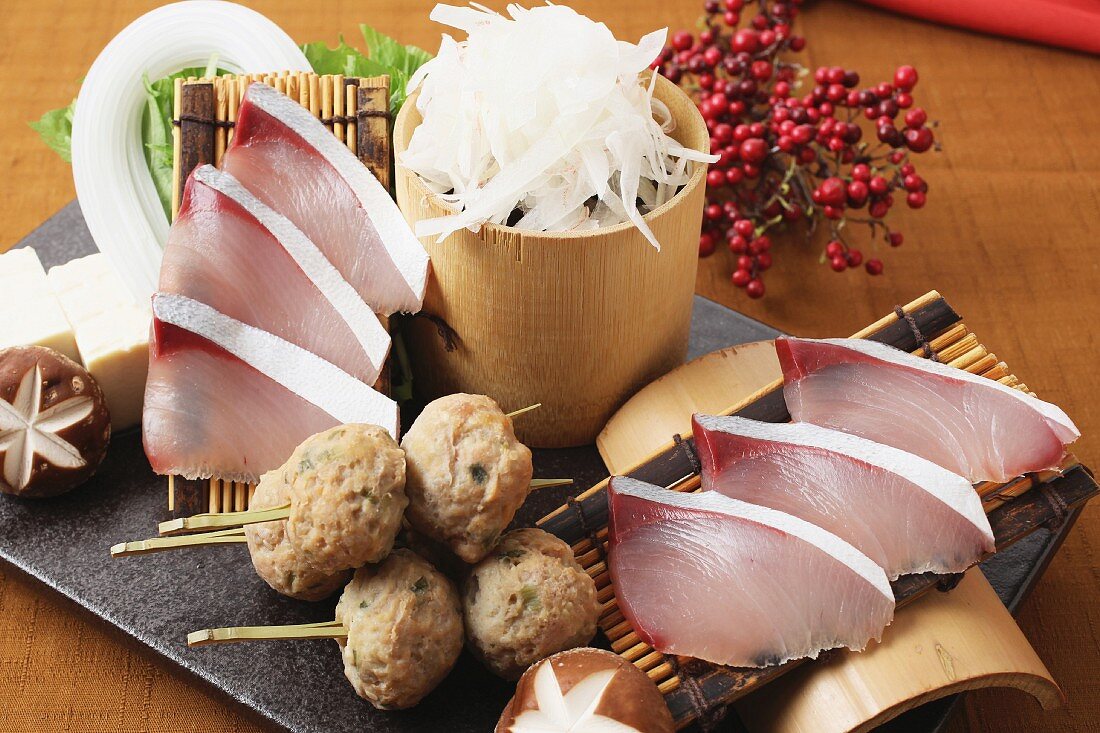Yellowtail sashimi, dumplings and radish (Japan)