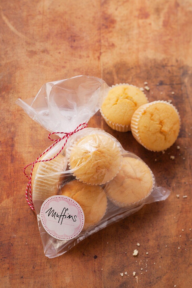 Muffins in a freezer bag