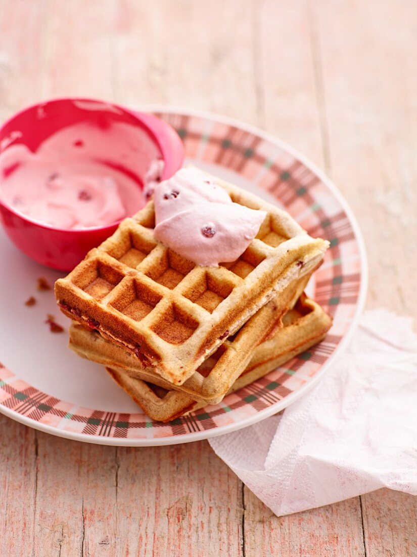 Buckwheat waffles with berry cream