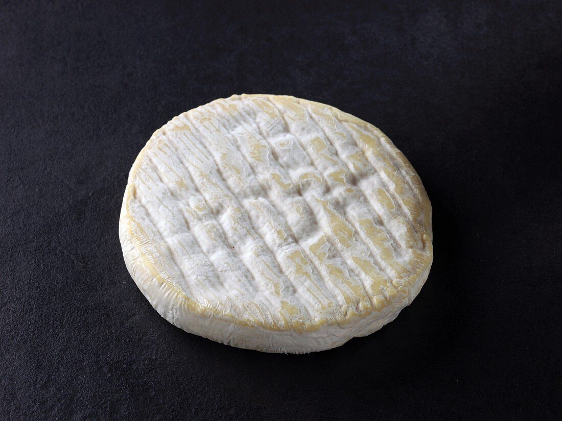 Palet de vache (French cow's milk cheese)