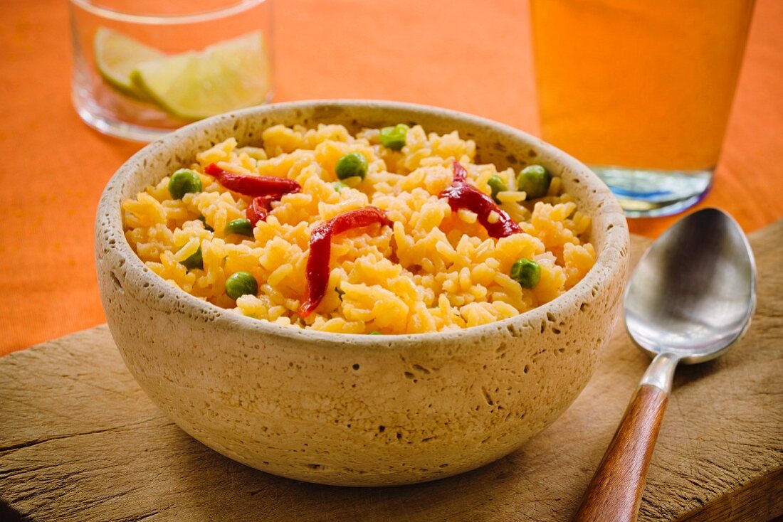 Yellow rice with peas and peppers (Cuba)