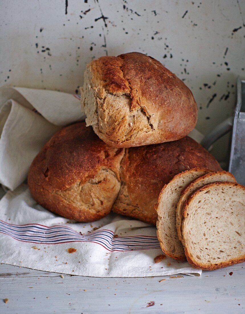 Genetztes Bauernbrot (Weizenbrot, Schwaben, Deutschland)