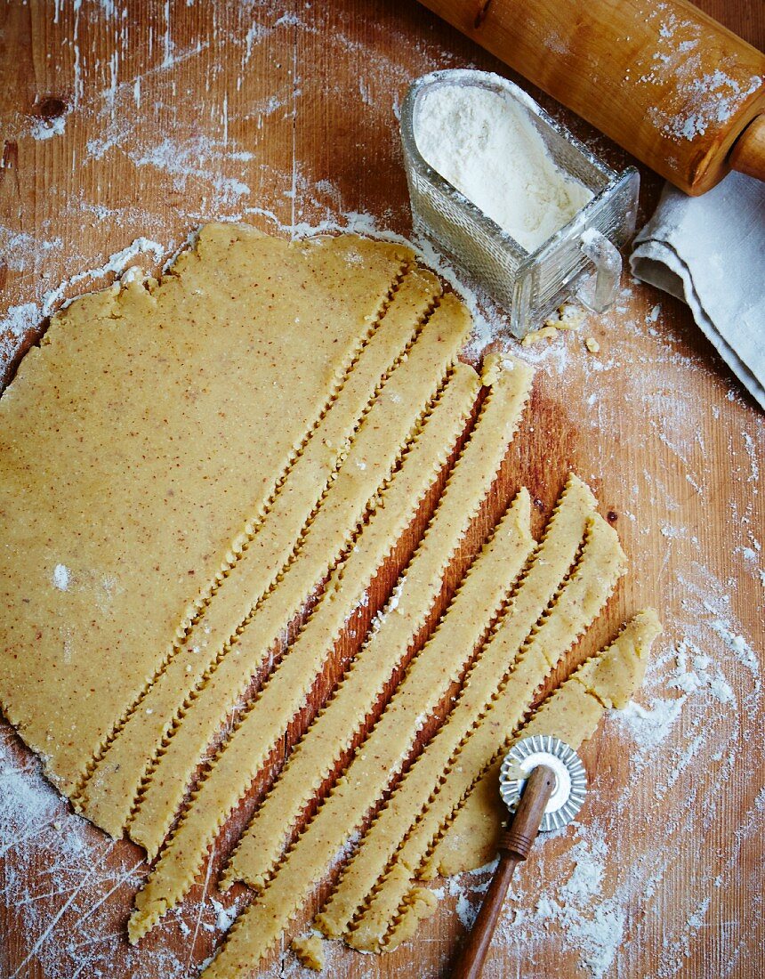 Strips of pastry for a lattice top tart