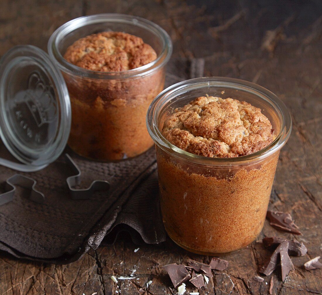 Cakes in jars