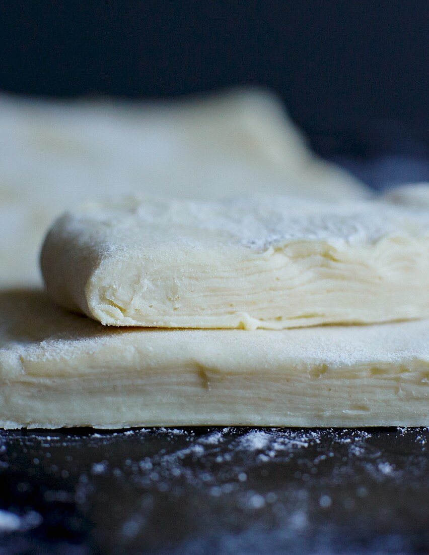 Puff pastry (close-up)