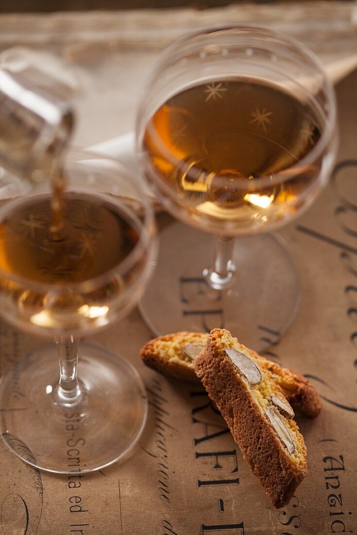 Cantuccini e Vin Santo (almond biscuits and dessert wine, Italy)